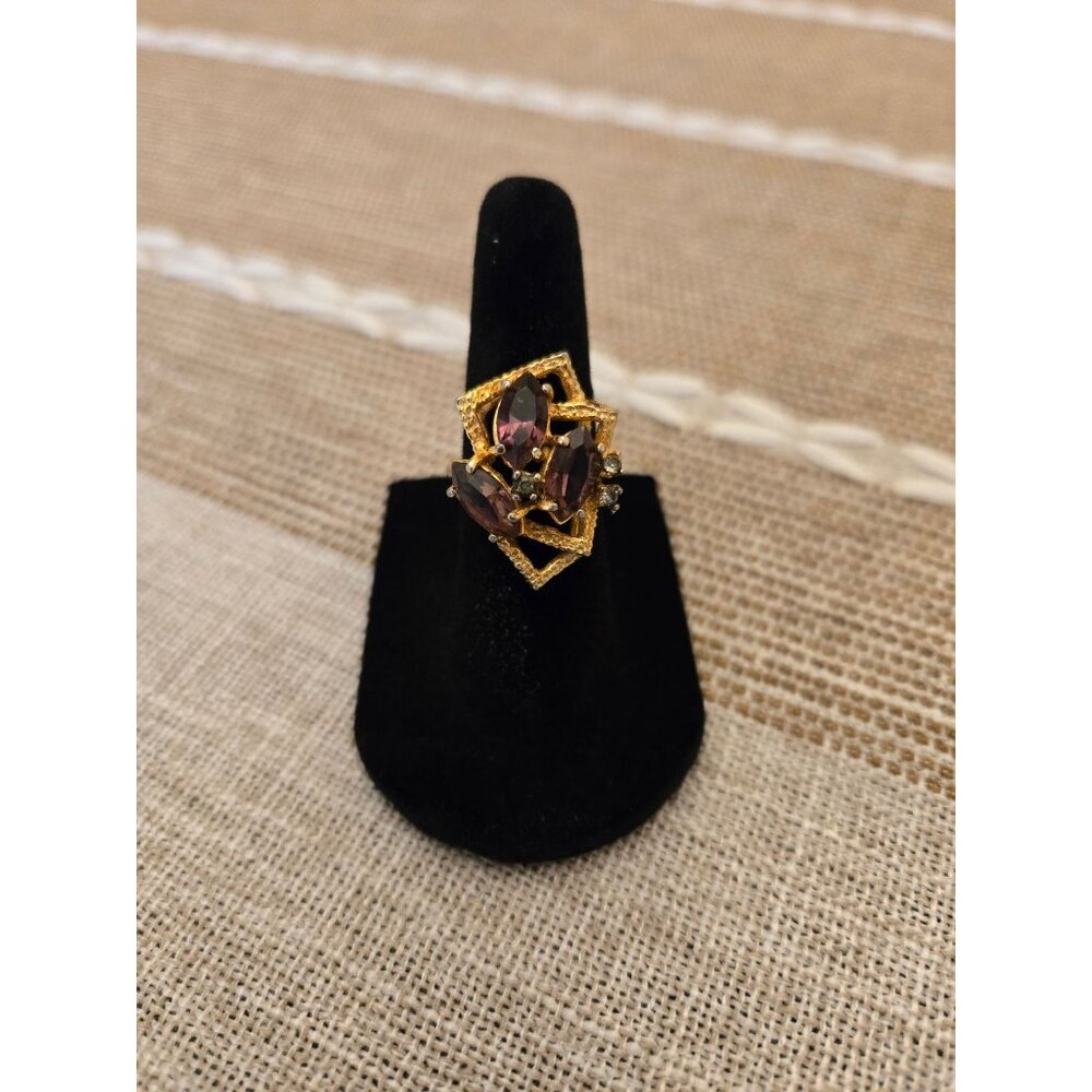 Vintage Purple Marquise  Cut  Cocktail Ring  Rhinestone Accents Statement Piece - Picture 8 of 12